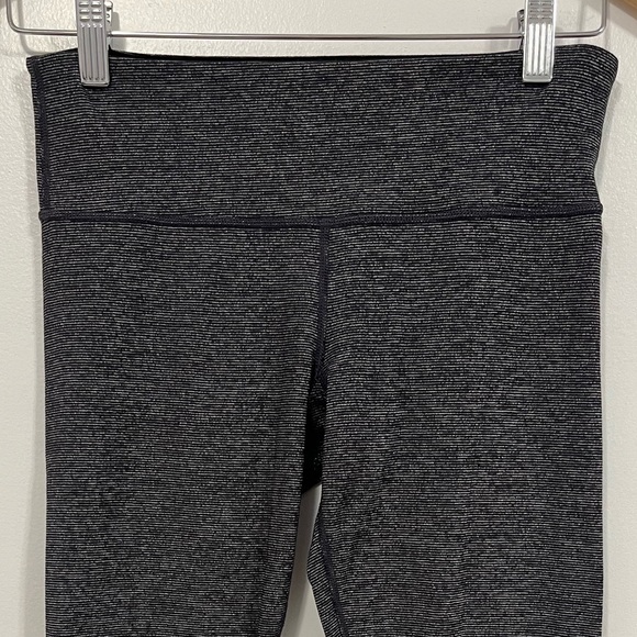 Lululemon Wunder Under Crop Black/Black 6 - Picture 11 of 16